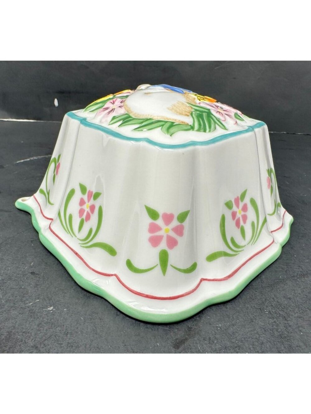 LE CORDON BLEU LAMB Butterflies Porcelain Mould Wall Decor Franklin Mint - Picture 5 of 7